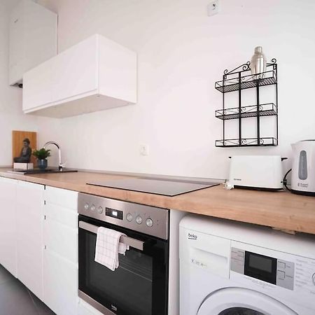 Modern Living In City Center - Fully Equipped فيينا المظهر الخارجي الصورة
